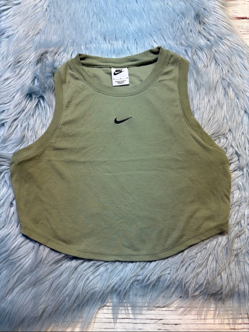 Nike Sage Green Essential Rib Crop Tank sz M